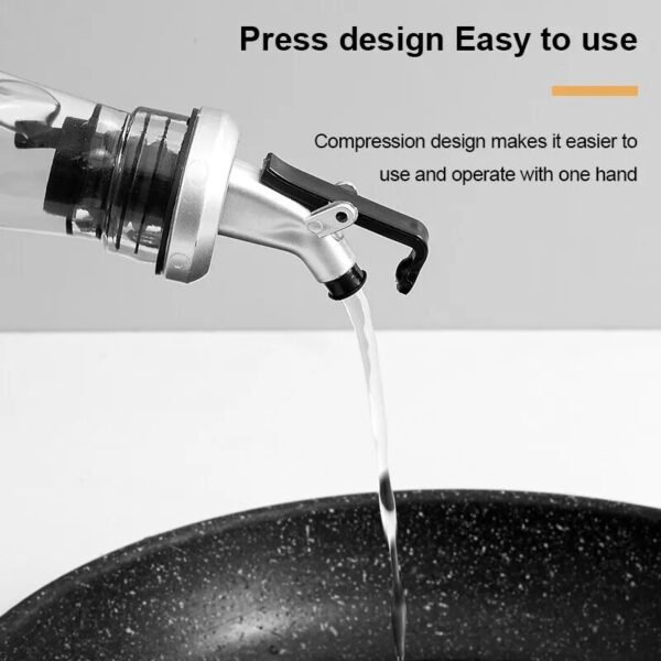 3pcs Silver Household Kitchen Seasoning Bottles Soy Sauce Vinegar Bottles Mouth Stoppers No Oil Leakage No Oil Hanging